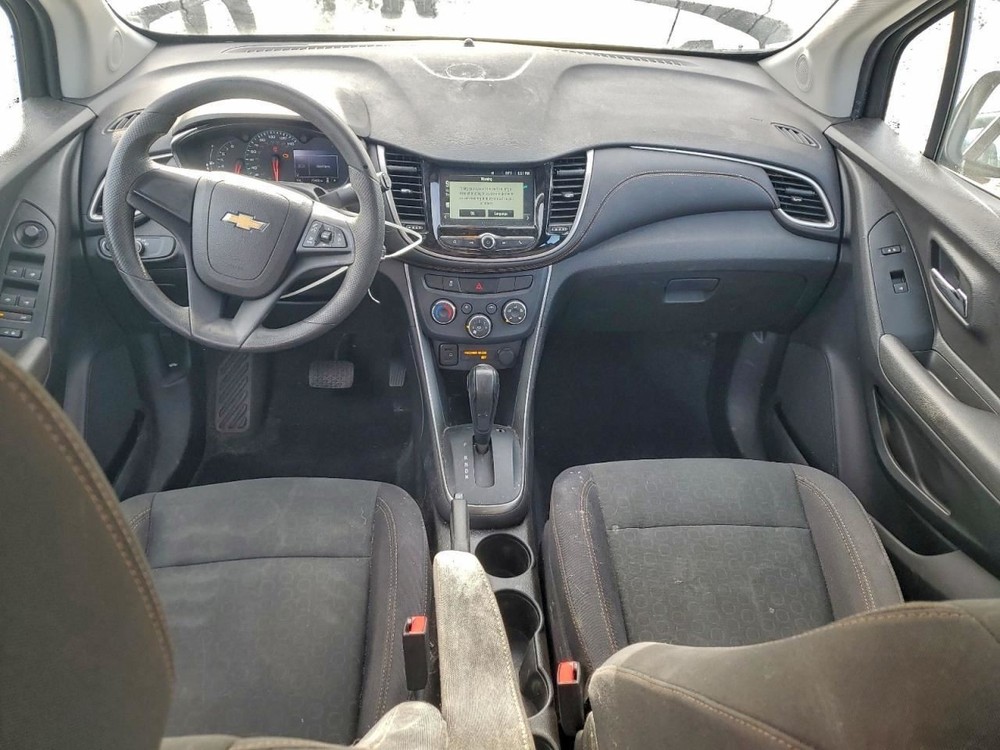 TRAX 2017 Glove Box 4946312