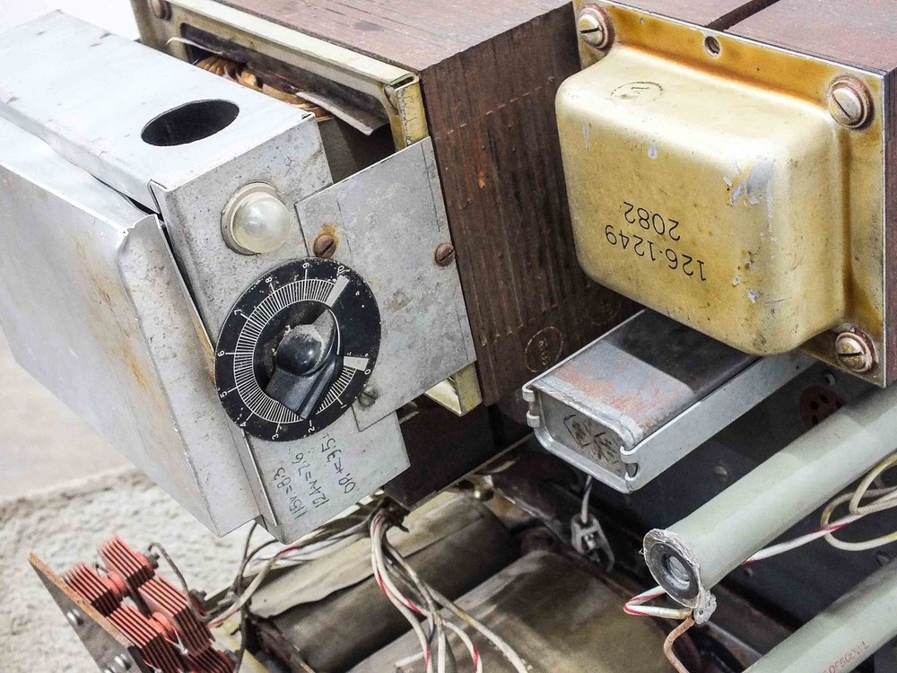 Custom " x " x 19" High Voltage Power System w/ Transformer 12
