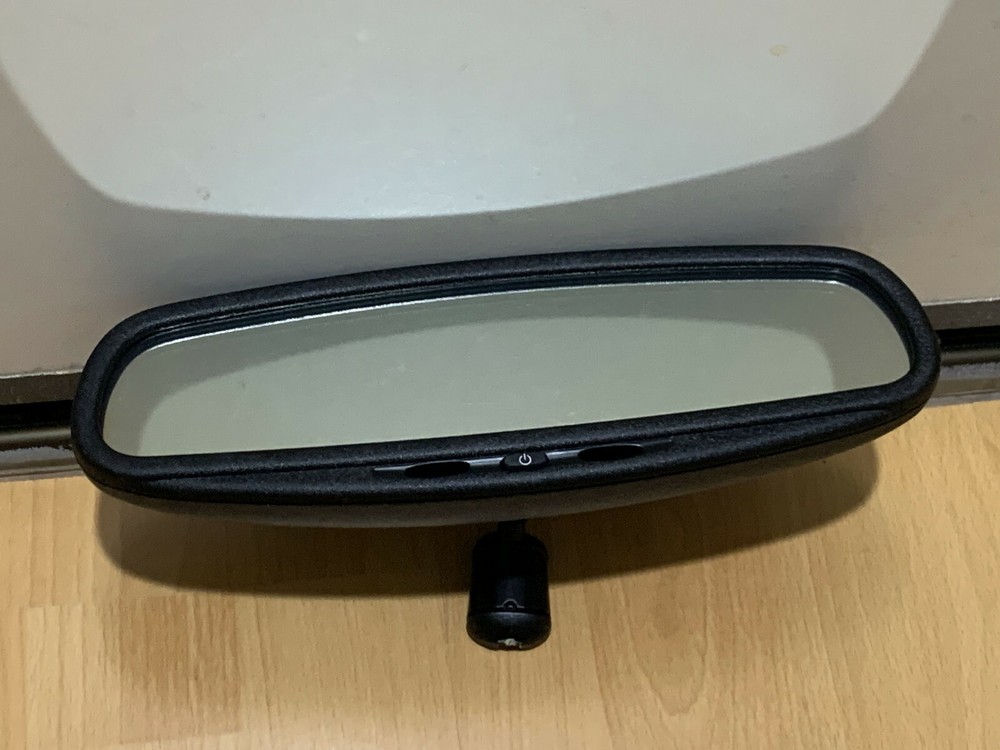 2000 2001 2002 2003 2004 2005 FORD EXCURSION AUTO DIM REAR VIEW MIRROR