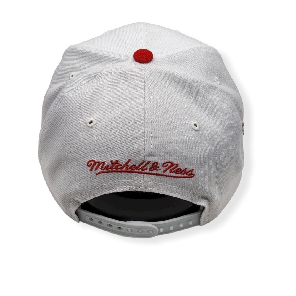 Mitchell & Ness Chicago Bulls Heritage Script Adjustable Snapback Hat Cap