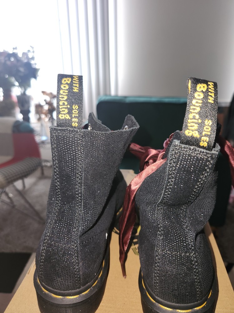 Dr. Martens 1460 Pascal Black Combat Boots Unisex Size 7