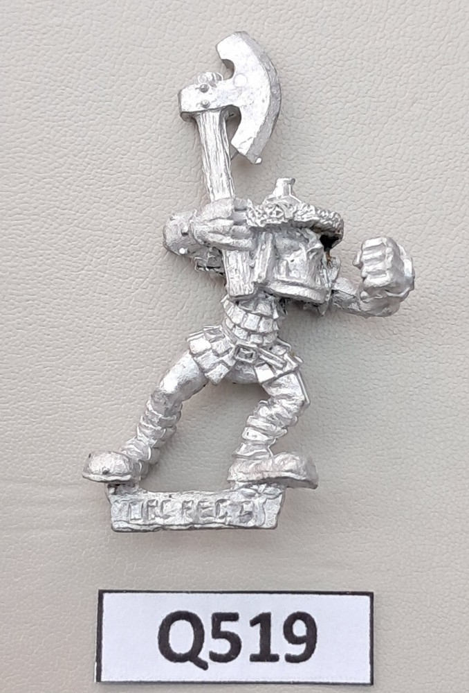 Marauder Orc with Axe - GW - Metal (Q519)