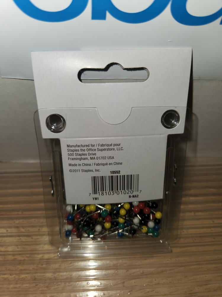 Staples Push Pins/Map Pins , Assorted Colors, 200/Box (10552)