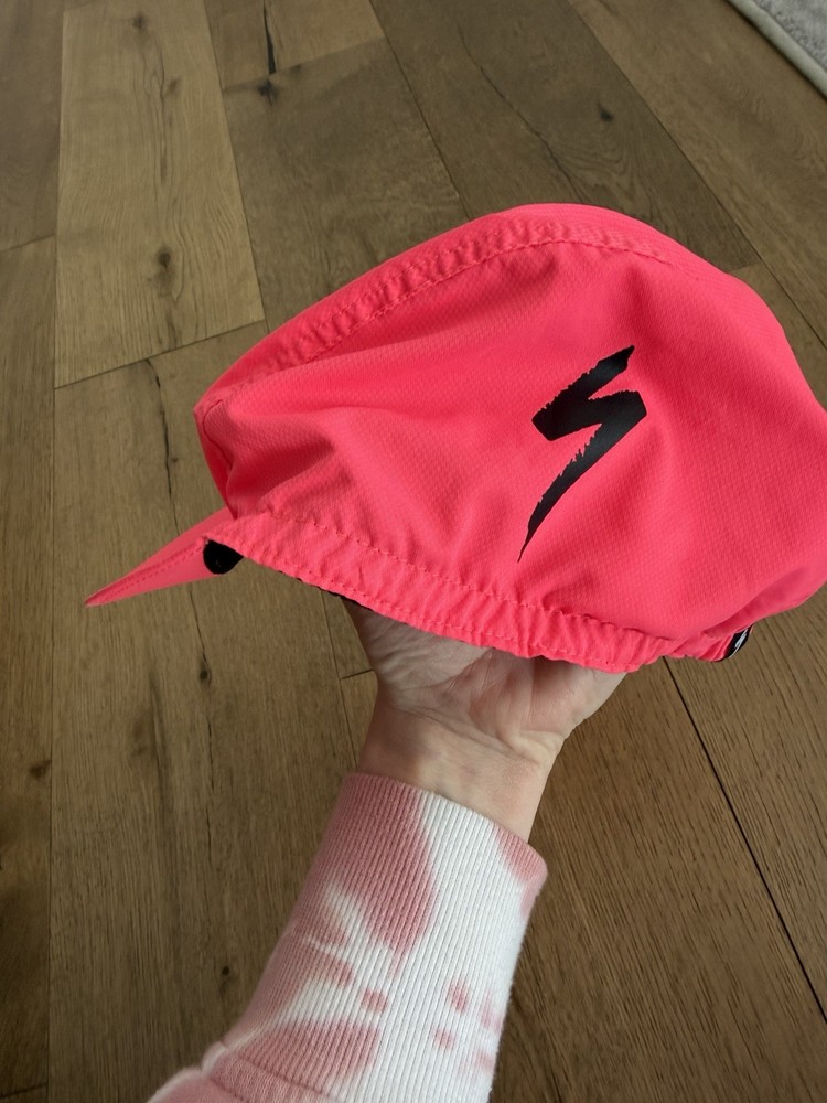Specialized Deflect UV Cycling Cap Neon Pink size S/M