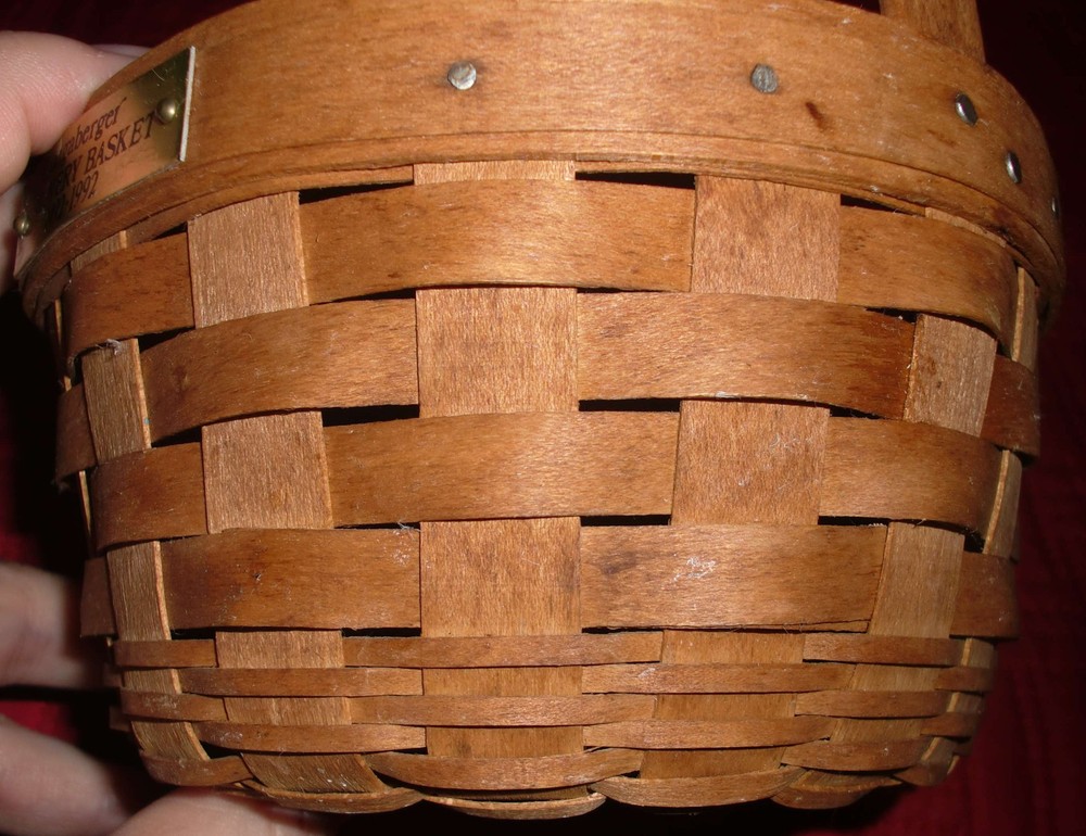 1992 LONGABERGER DISCOVERY BASKET BASKET