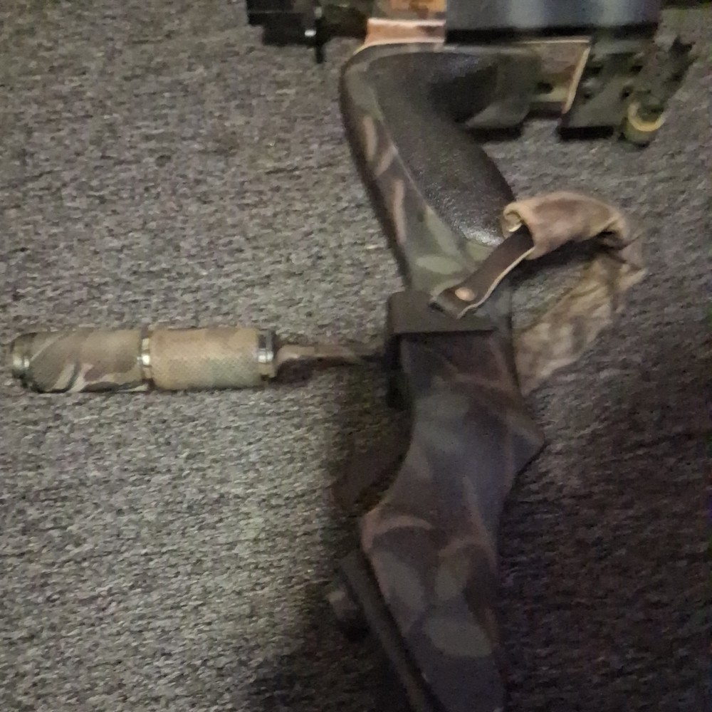 Martin Cougar Speed Flite Compound Bow W/ dead nuts sight