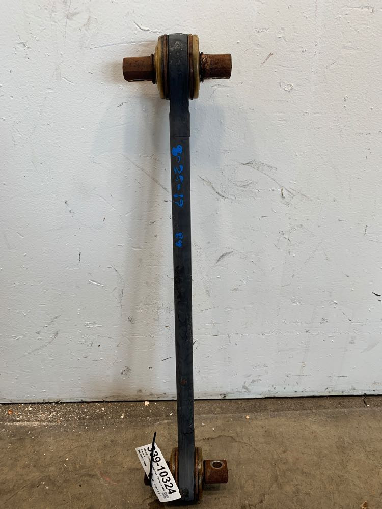 International Torque Rod (339-10324)