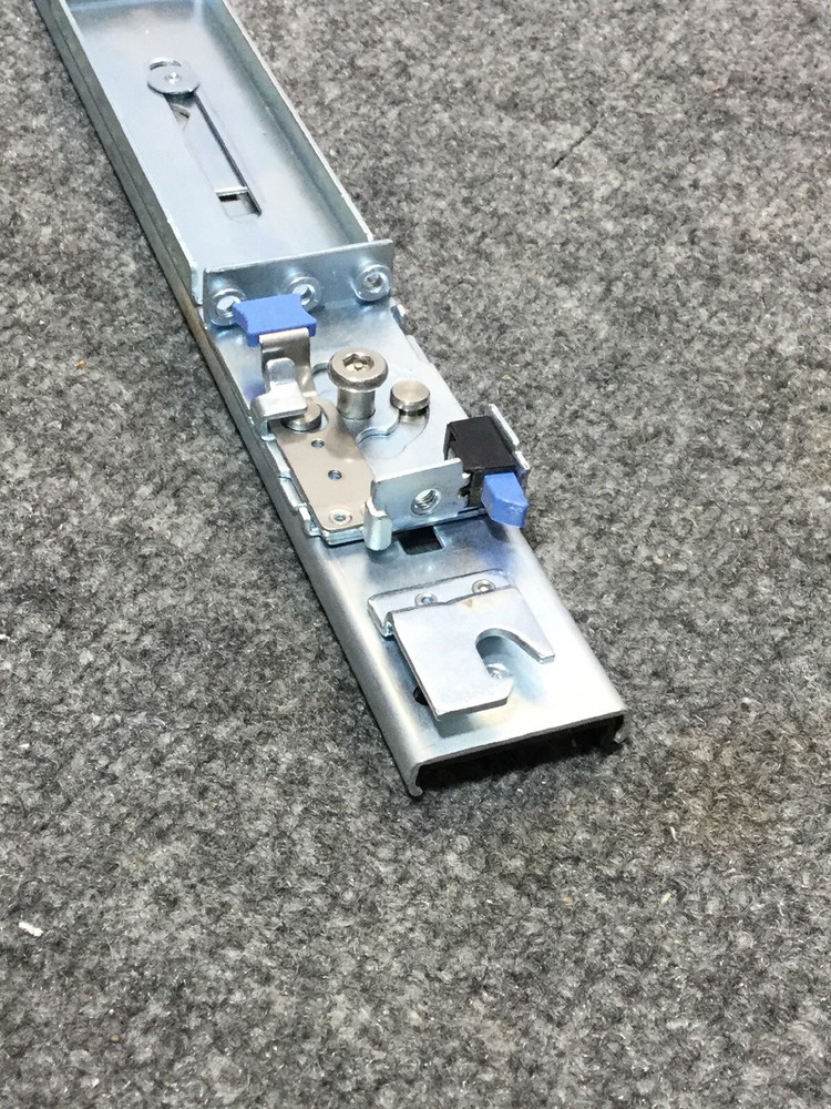 Dell PowerEdge 1950 1U Front Server Rapid Rail 0YY735 ONLY