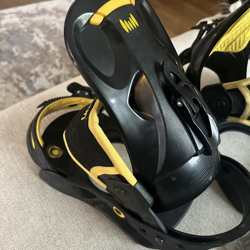 Older Burton Mission Re:Flex Strap Bindings Complete loop