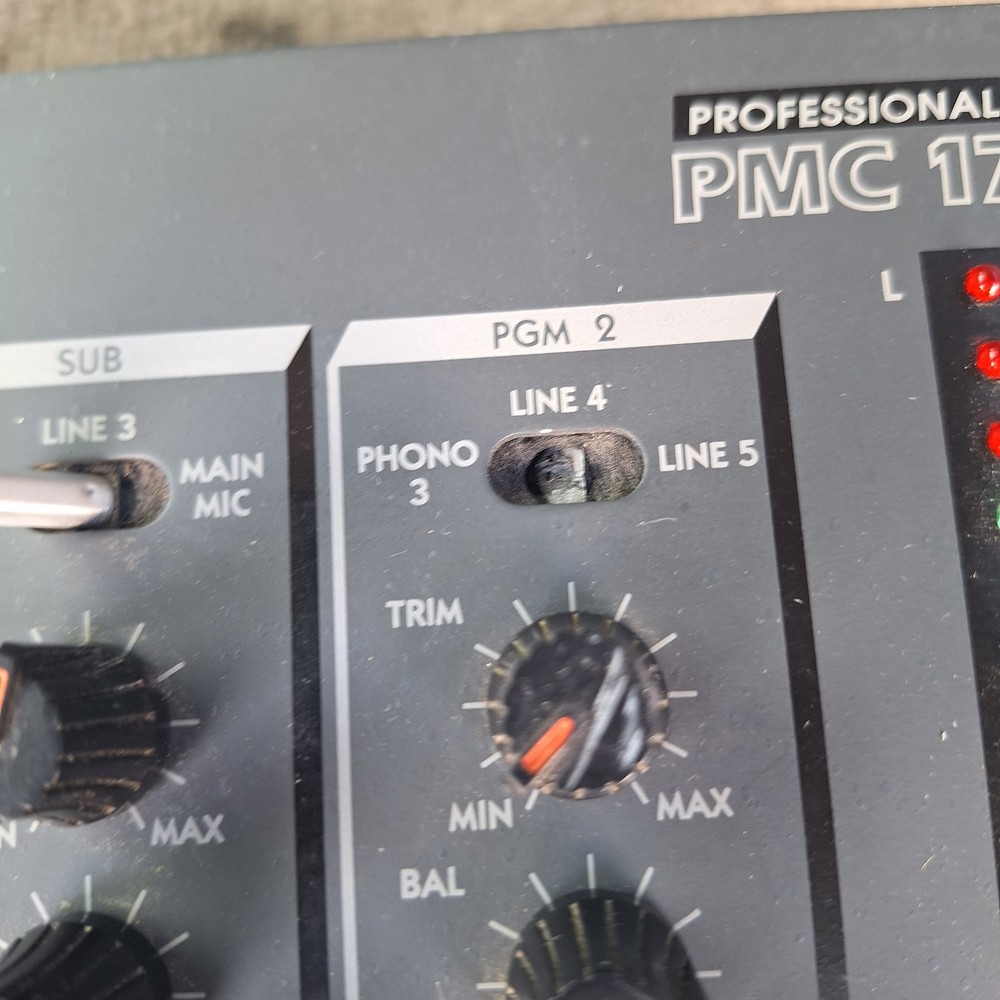 Vestax PMC-17A mixer Read DESCRIPTION