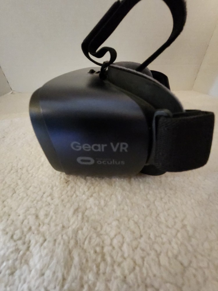 Gear Oculus Eye