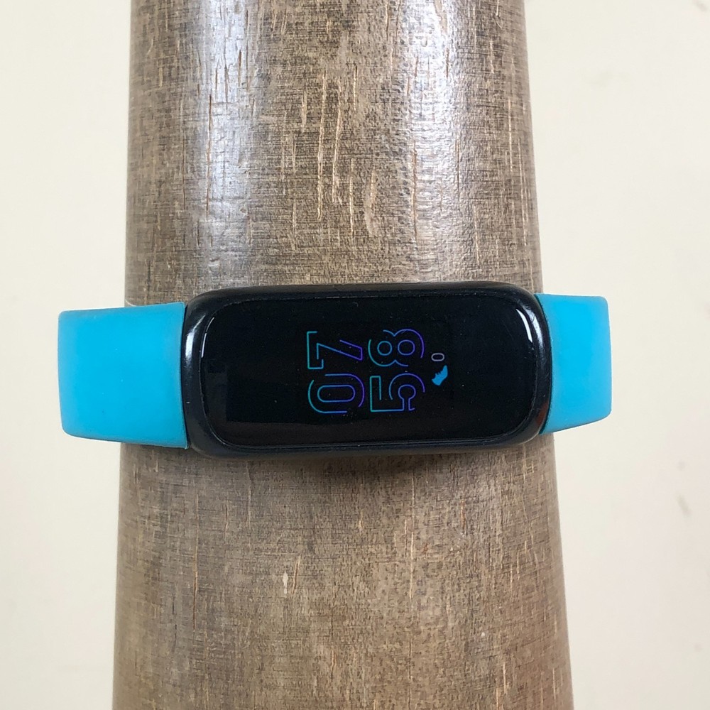 Fitbit Inspire 2 Blue FB424 SMALL Activity Tracker 7 1/4" **With Charger