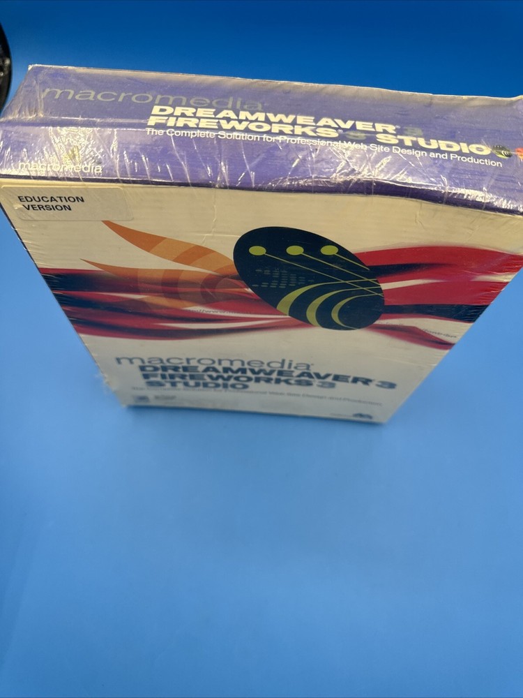 Macromedia Dreamweaver Fireworks Studio Sealed