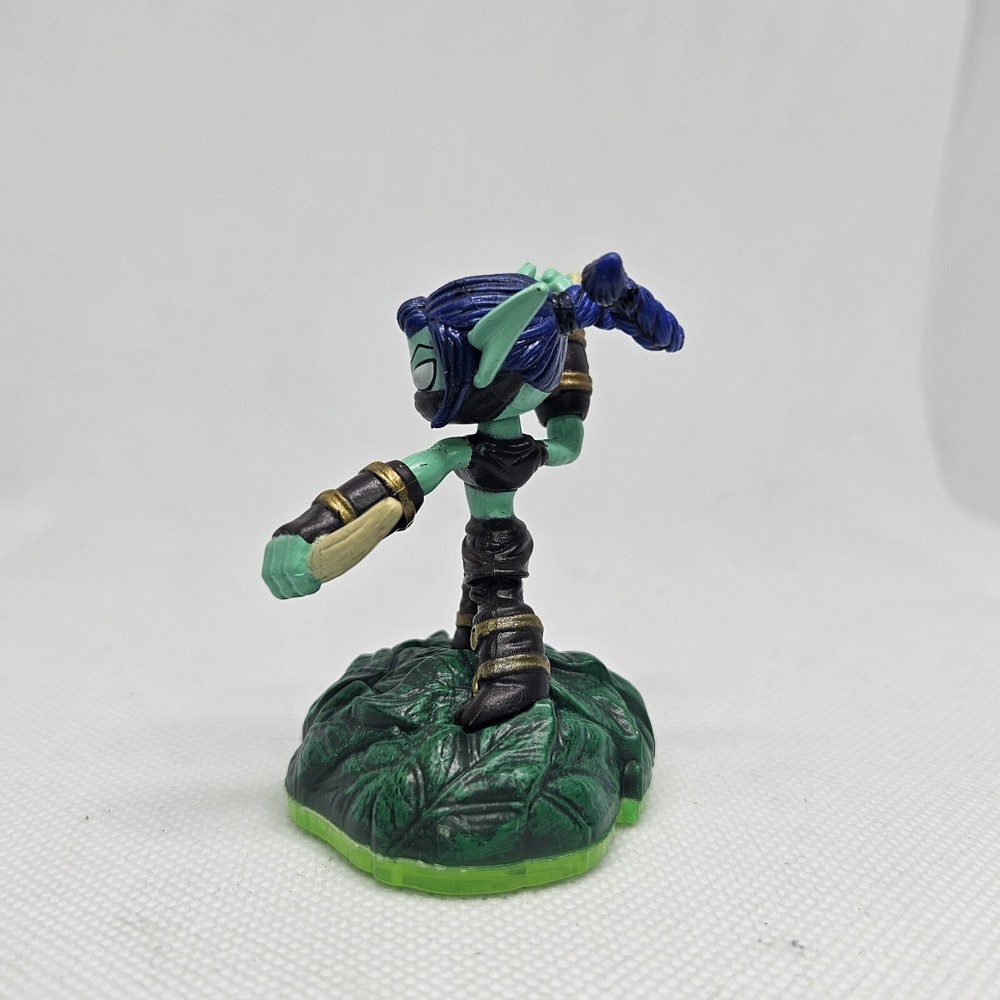 Skylanders STEALTH ELF video game figure green base pre-owned