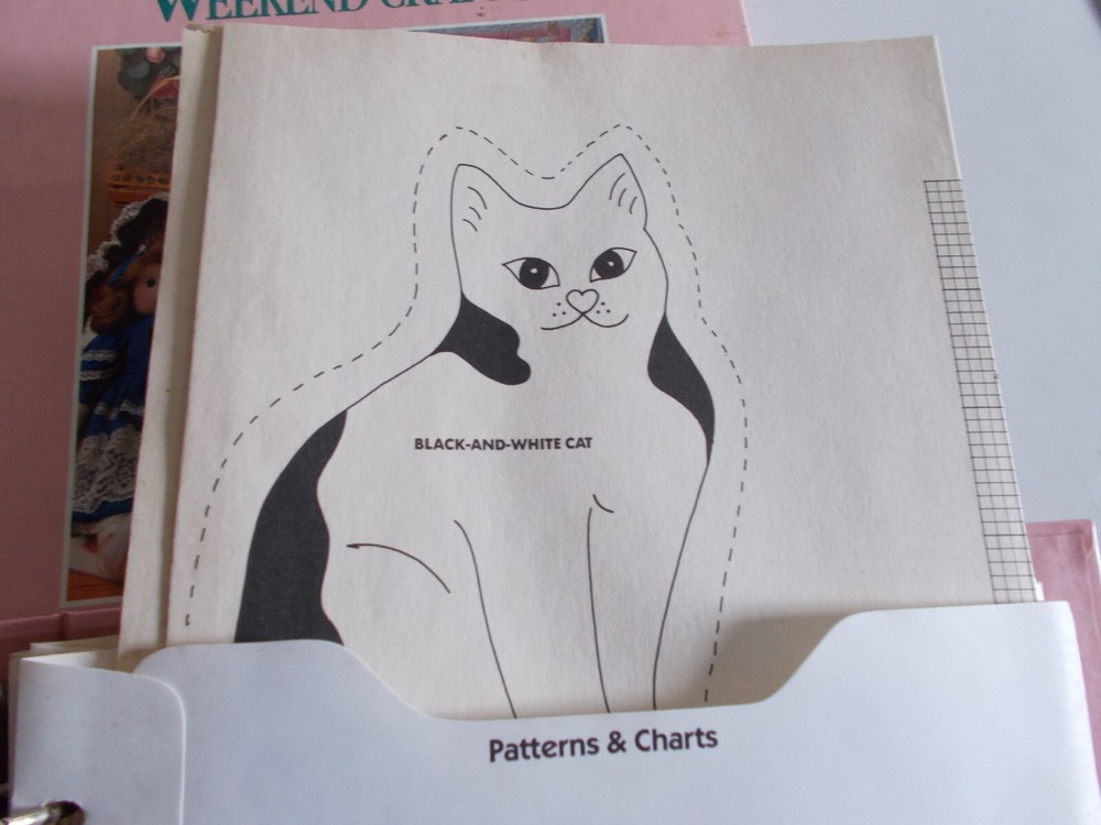 Family Circle Weekend Crafts 2 Binder Book Set Patterns Projects 1991