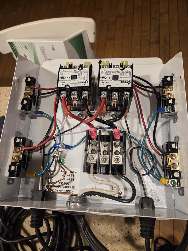 Titan Controls Helios 6 8 Light Controller with Dual Trigger Cords 240V