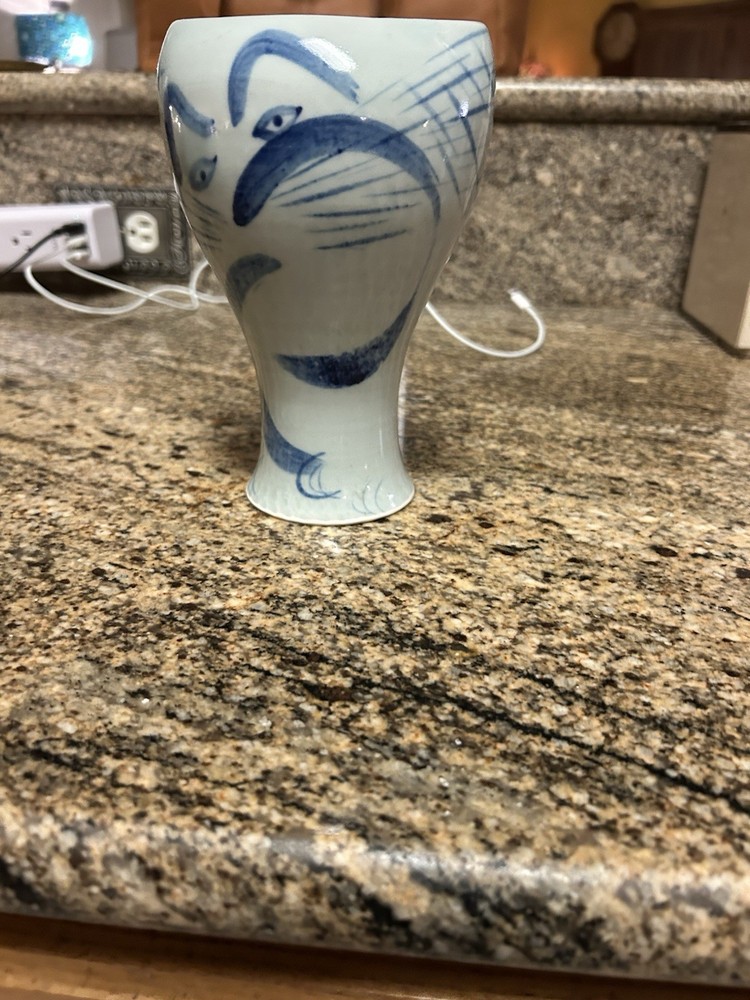 Cat Eyes Blue And White 6in Signed Vase. EUC