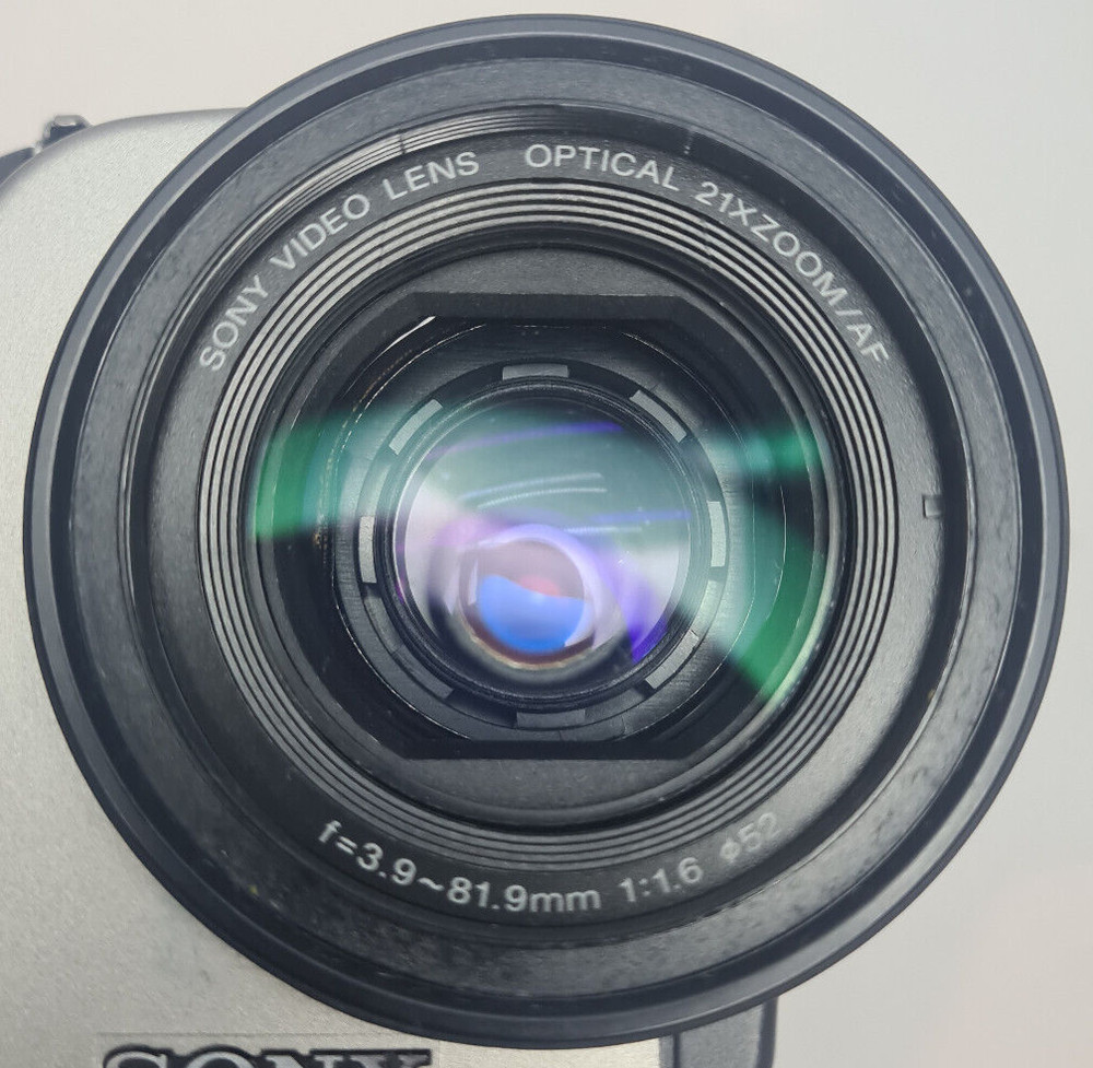 Sony CCD-TR3100E Handycam Video 8 Camcorder Bundle Fully Working