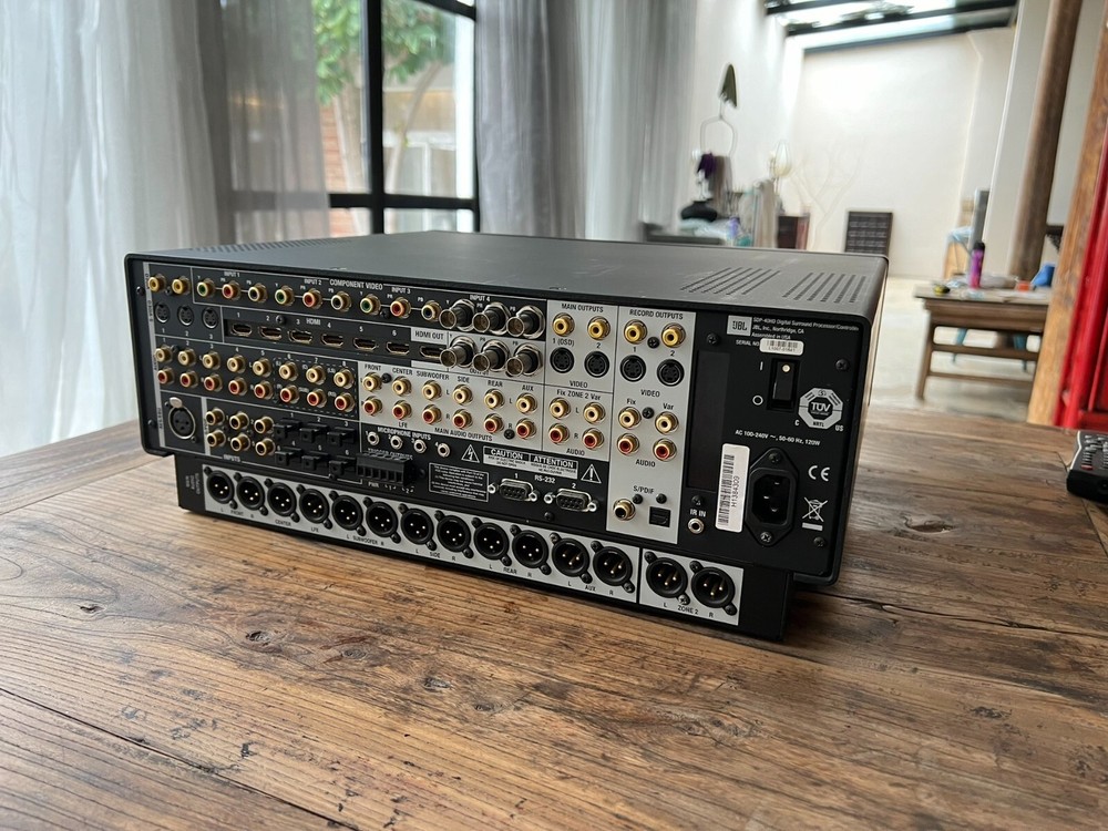 JBL SDP-40HD cinema front-end by DHL or Fedex