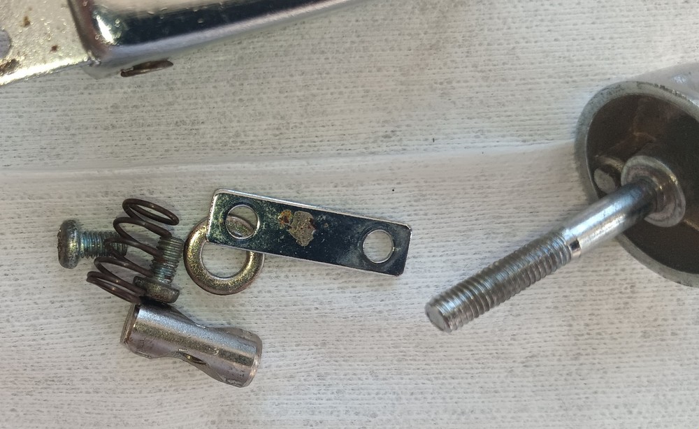 Vintage Unbranded Snare Strainer