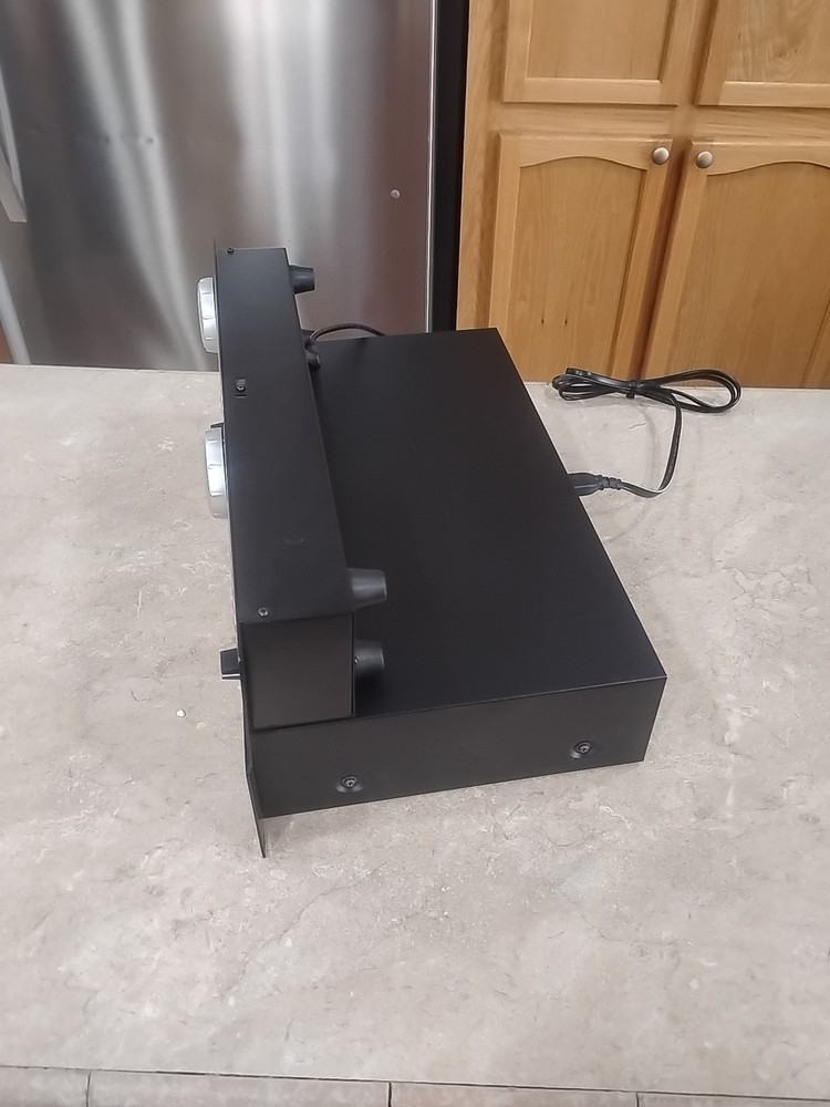 American Audio dcd-pro310 Professional Dj Controller & Dual Cd Player + Cable