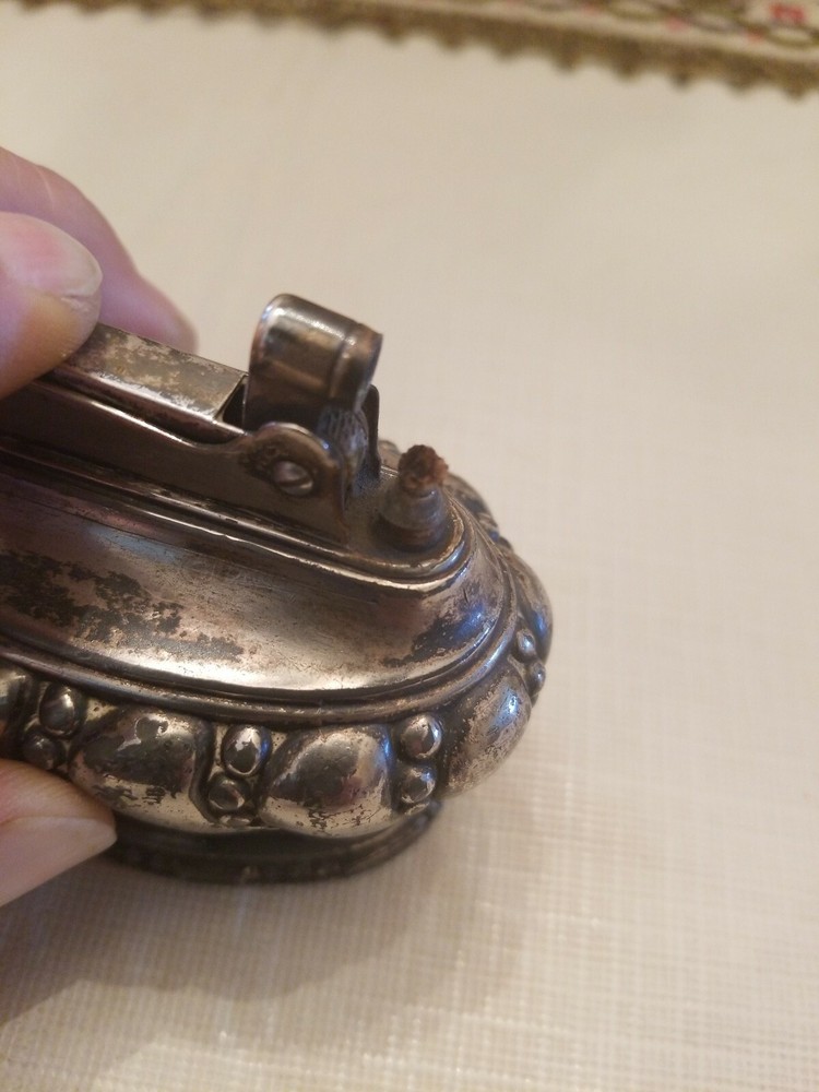VINTAGE RONSON CROWN TABLE TOP LIGHTER SILVER PLATED MCM 19023