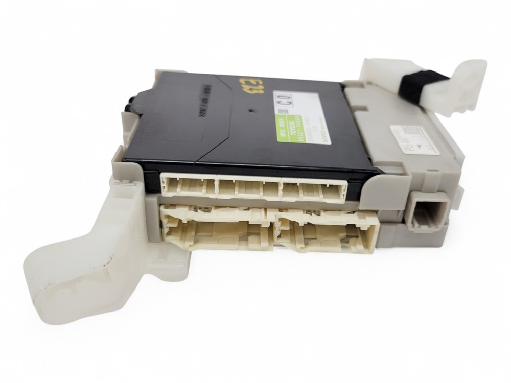 2012-2014 Lexus CT200h Fuse Box Multiplex Module Network Control 89220-76121, E0