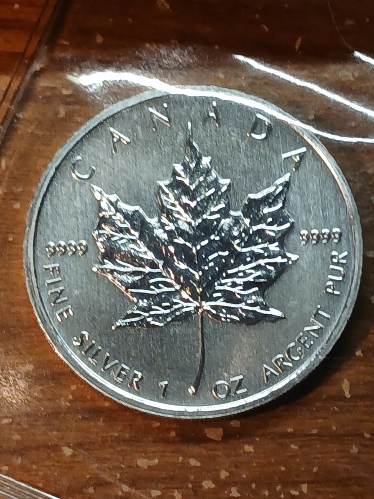 2012 Canada Silver Maple Leaf