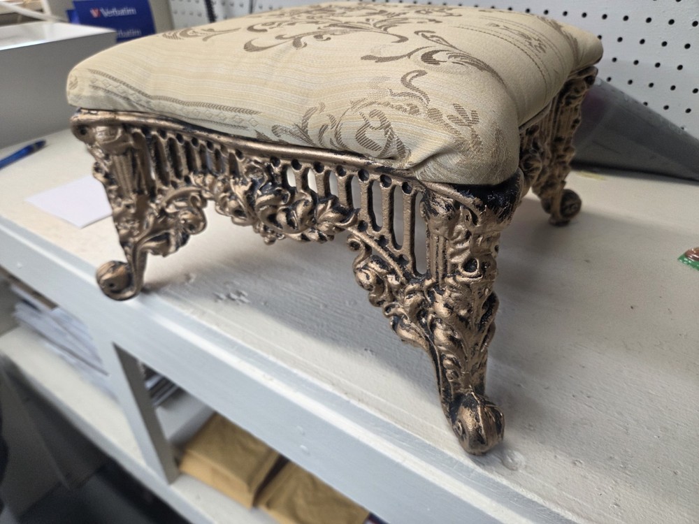 VINTAGE ORNATE CAST IRON FOOT STOOL