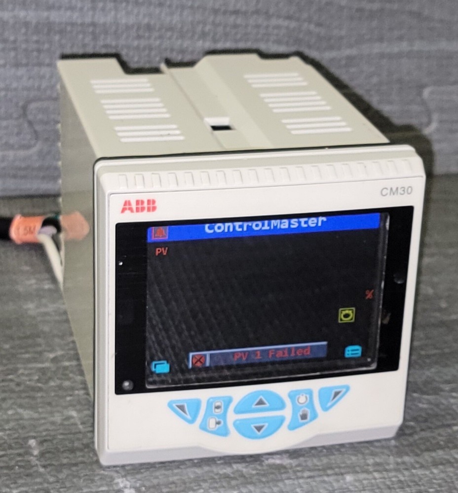 ABB CM30/3E0S0E0/STD ControlMaster CM30 Controller Great Working Condition