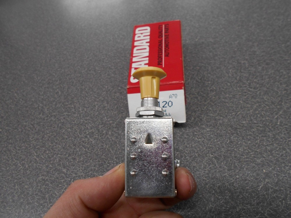 Standard DS-120 Push Pull Switch. For 12 volt systems. New Old Stock! DS120