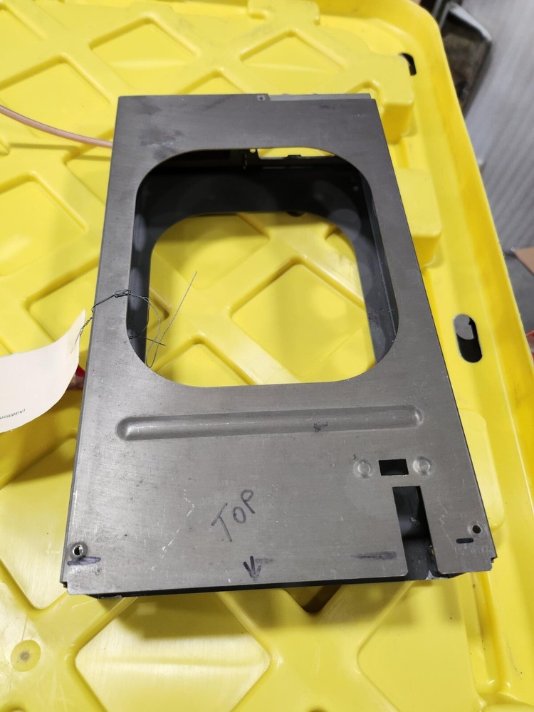 BENDIX KING KLN 90B GPS TRAY & BACKPLATE