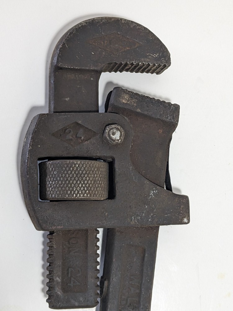 Vintage 24” Stillson Walworth Pipe Wrench