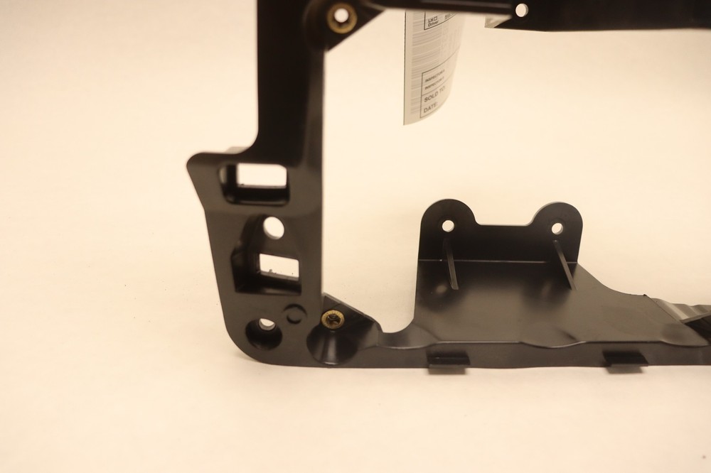 2018-2023 PETERBILT 579 DASH DASHBOARD PANEL BRACKET S77-6004 OEM