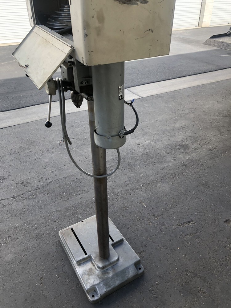 Rockwell 15" Drilling / Tapping Machine 15-201