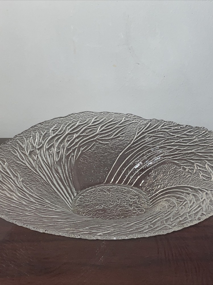 Large Beautiful Metsa Glass Bowl