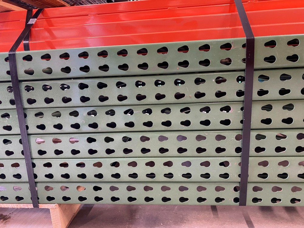Teardrop Selective Pallet Rack Package