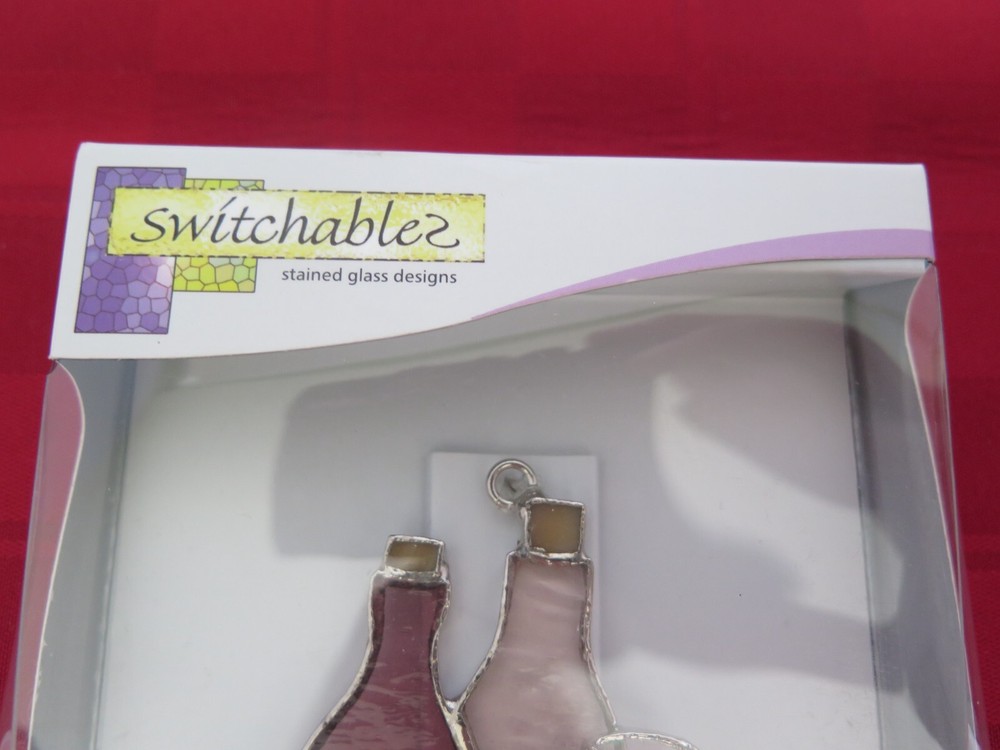 Switchables Rotating Nightlight Plug w/Wine Bottle Covers - New in Box - b6