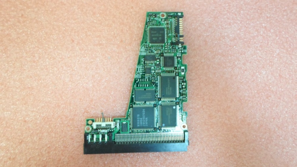 IBM OEM DPES-31080 1050MB Controller Board