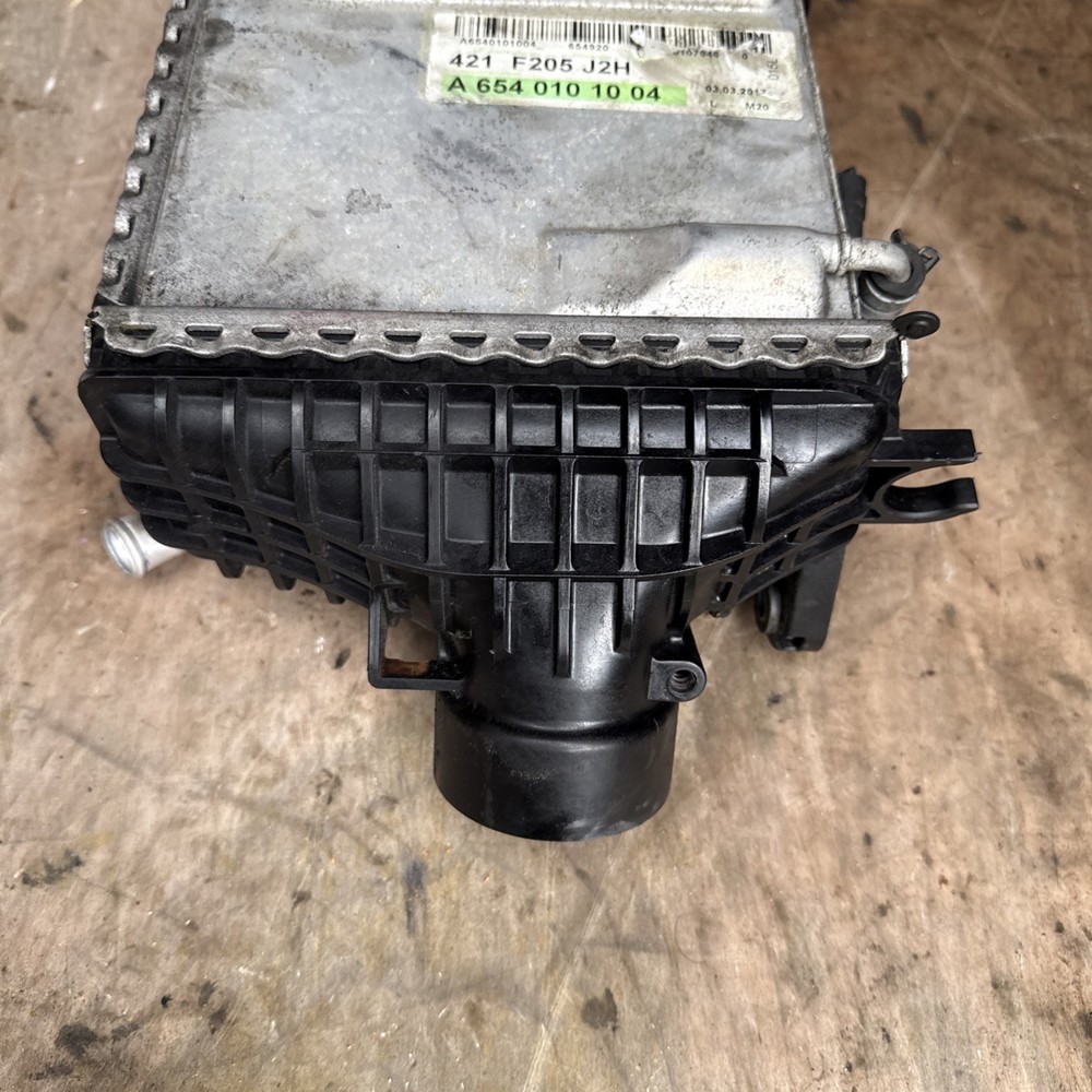 2016 MERCEDES E CLASS INTERCOOLER RADIATOR A6540101004