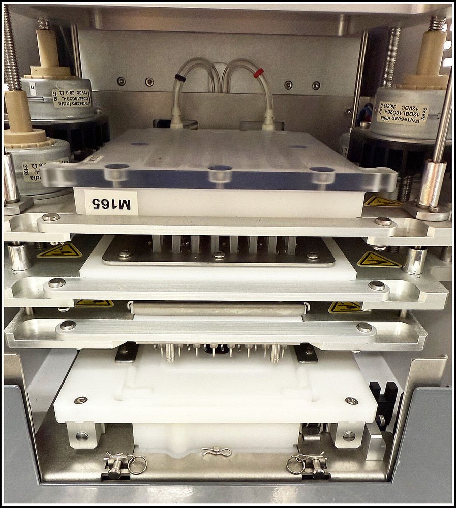 Curiox Laminar Wash HT2000 Station 96 with Buffer Exchanger HT