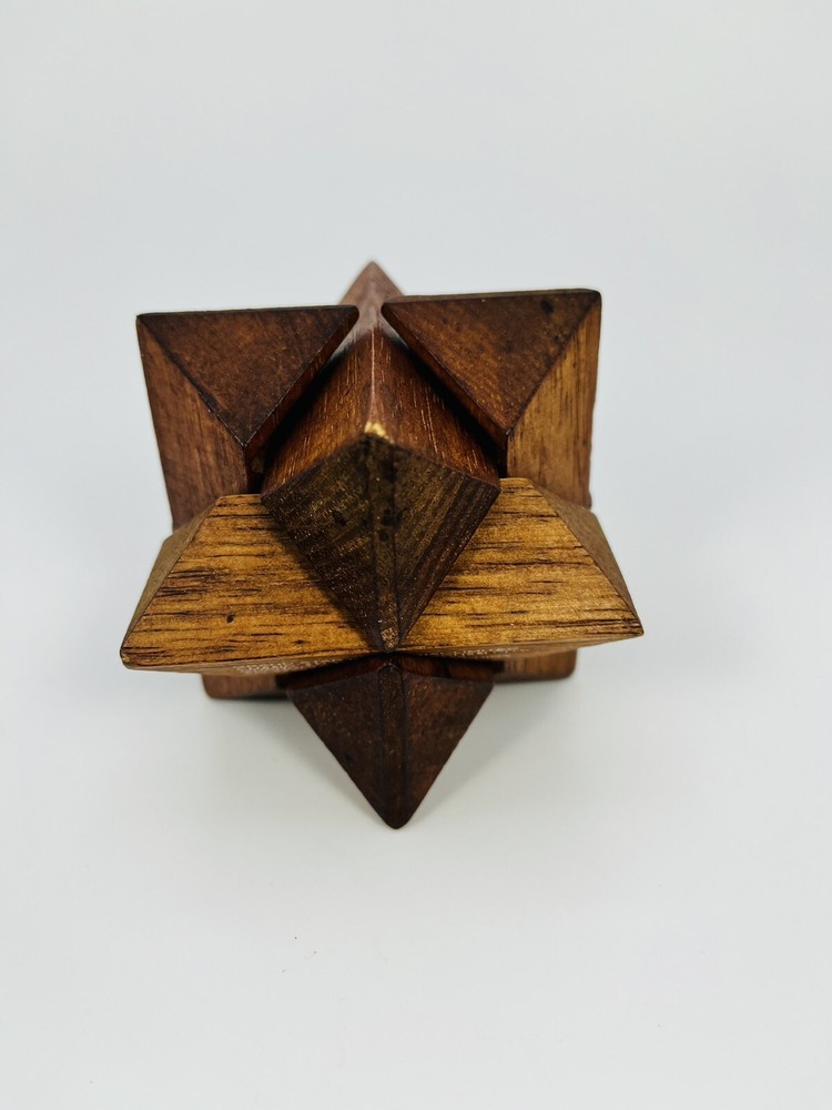 Star Puzzle Wood Cube Brain Tease 3D Mind Challenge Game