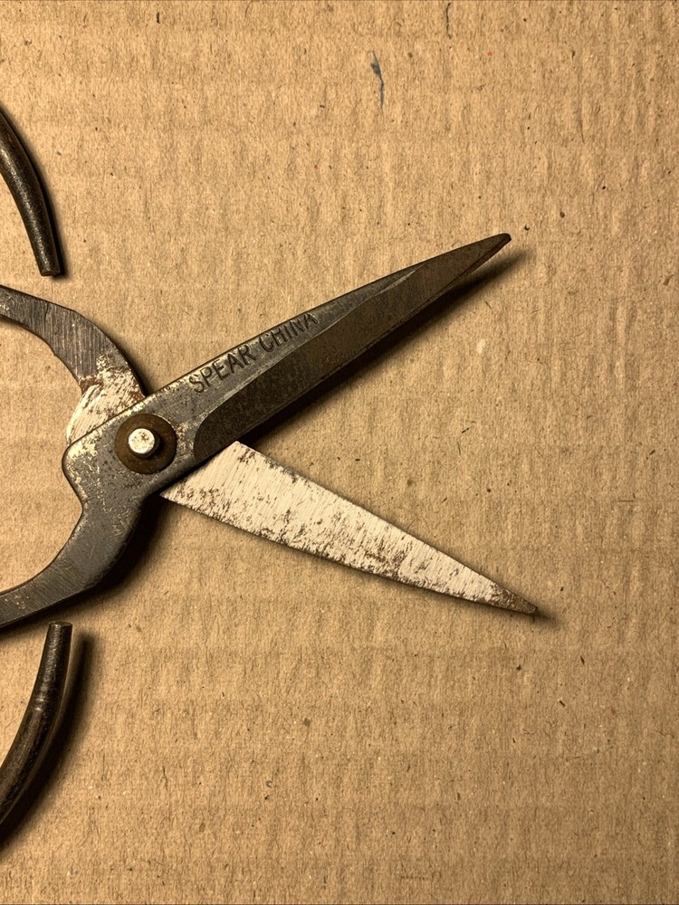 Vintage Chinese SPEAR-Brand Scissors