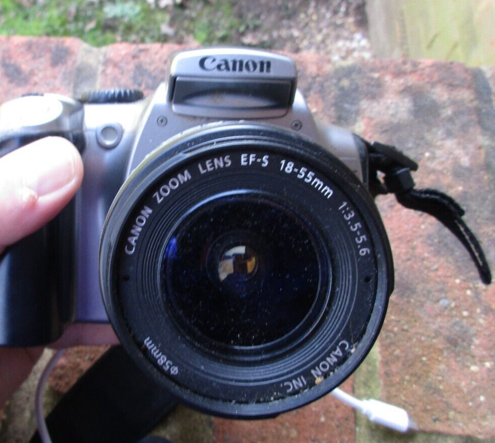 CANON EOS 300 D Digtal DS6041 ,- Untested