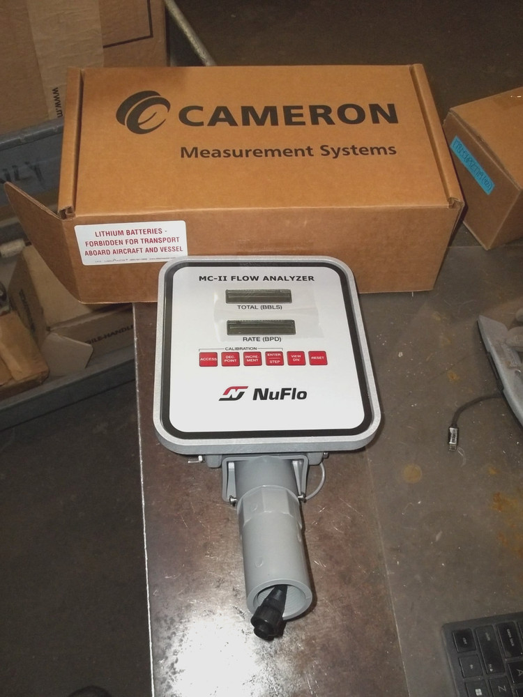 NIB CAMERON 9A-100005130 MC-II FLOW ANALYZER TOTALIZER (422)