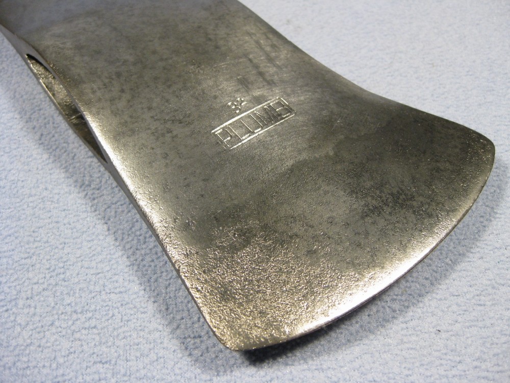 VINTAGE PLUMB 3 1/2 LB DOUBLE BIT AXE HEAD