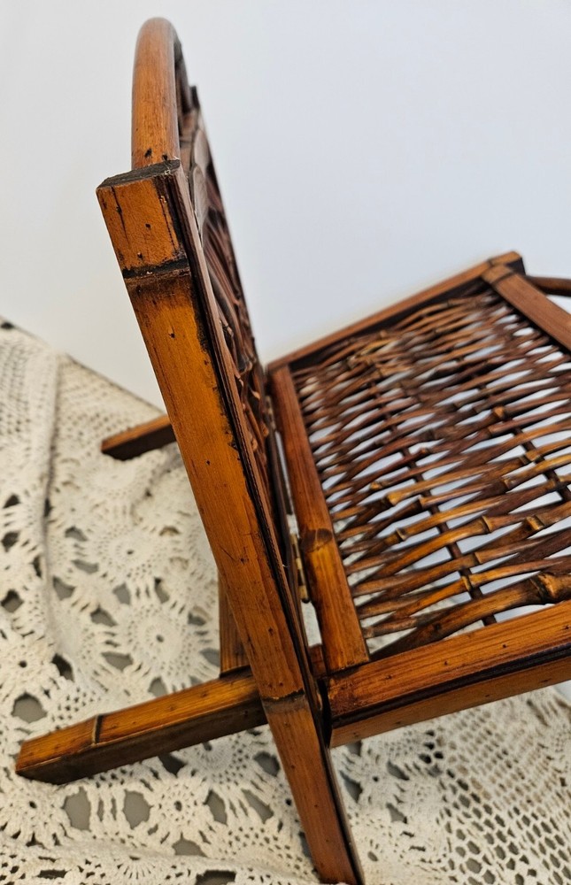 Bamboo Folding Magazine Rack. Vtg