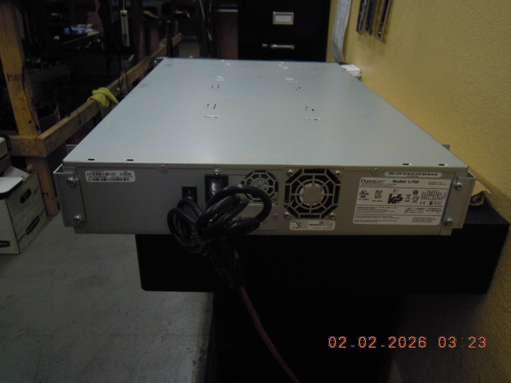Quantum SuperLoader 3 Tape Autoloader Model L700 | EC-L2PAE-YF | Read 1st