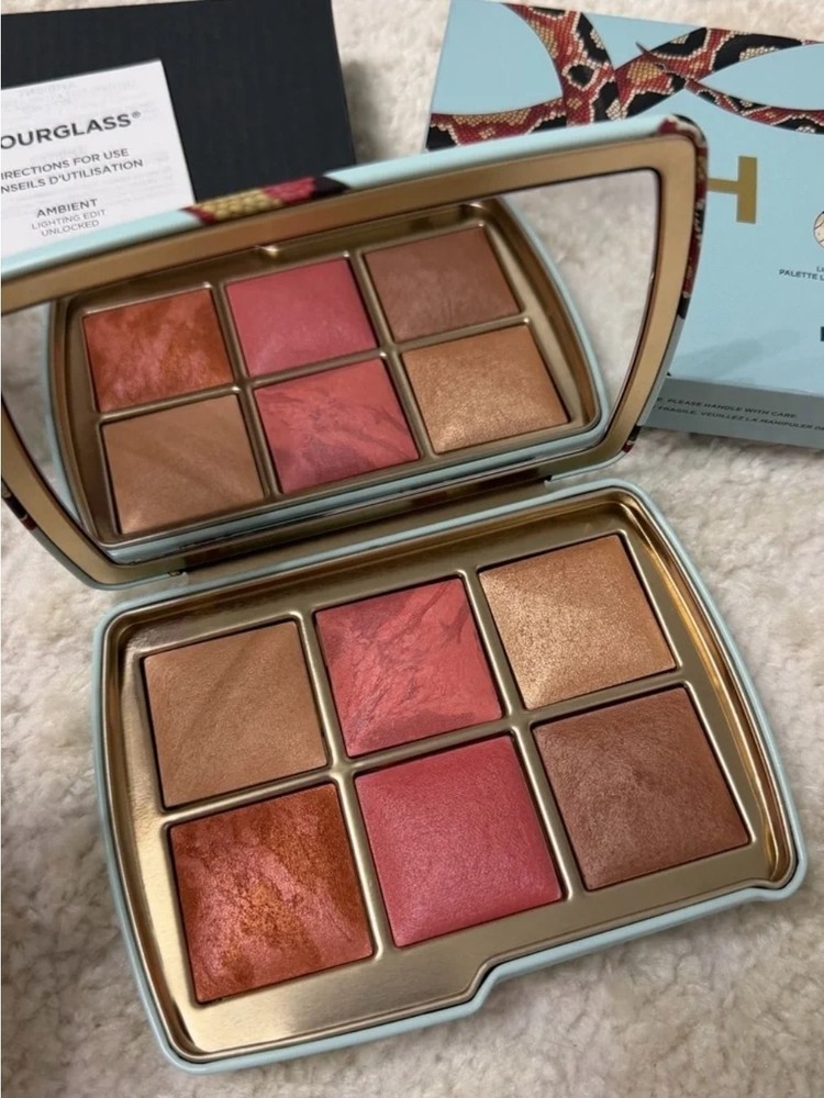 Hourglass Ambient Lighting Snake Palette