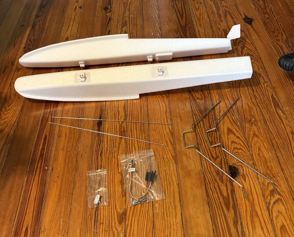 FMS MAULE 1500 mm FLOATS